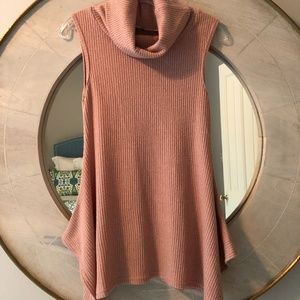 She + Sky Ribbed Knit Sleeveless Tunic (Size Small)